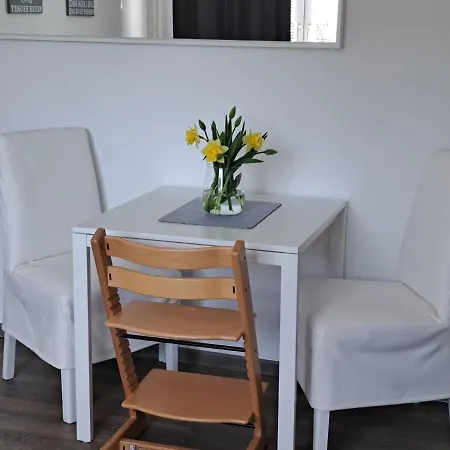 Glueck & Seelig Apartment *